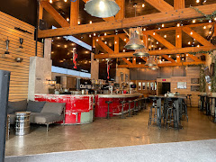 Gastropub near Japan House Suites